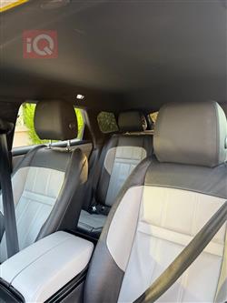 لاند ڕۆڤەر ڕانج ڕۆڤەر ئیڤۆک